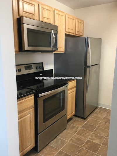 Back Bay Amazing Luxurious 2 Bed apartment in Dartmouth St Boston - $3,310 50% Fee