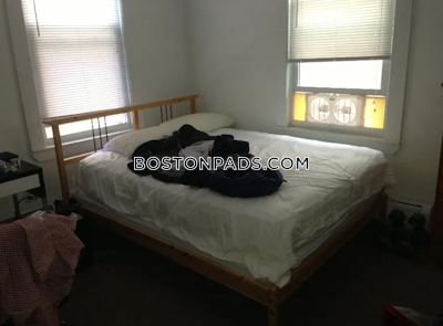Cambridge Apartment for rent 3 Bedrooms 1 Bath  Central Square/cambridgeport - $4,500 No Fee