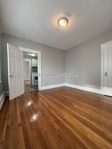 Lynn 1 bedroom 1 baths in LYNN - $1,850 No Fee